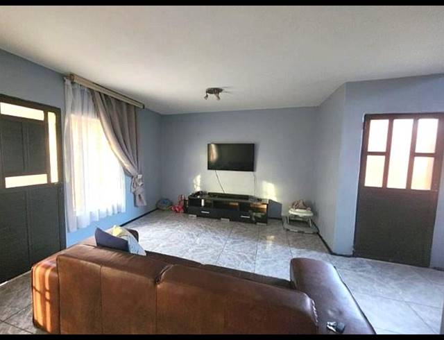 3 BEDROOM COMPLEX FOR SALE IN MEER EN SEE